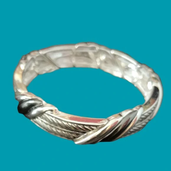 silver bracelet - Picture 2 of 2